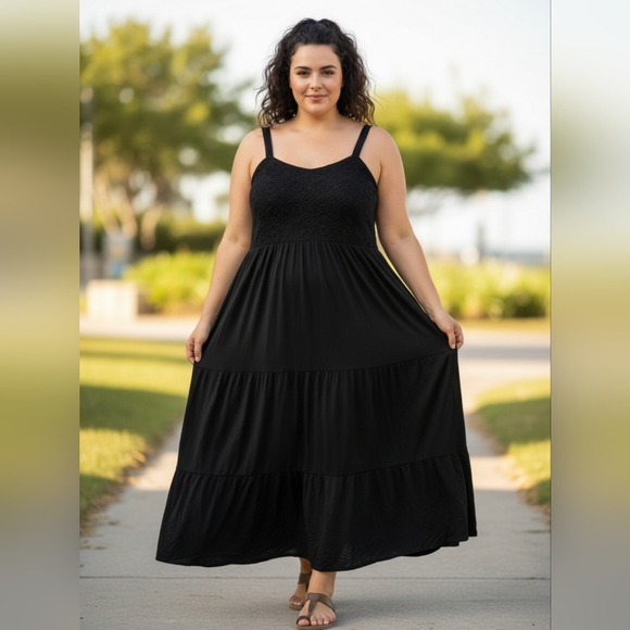 Reitmans Dresses & Skirts - Reitmans Elegant Black Maxi Dress